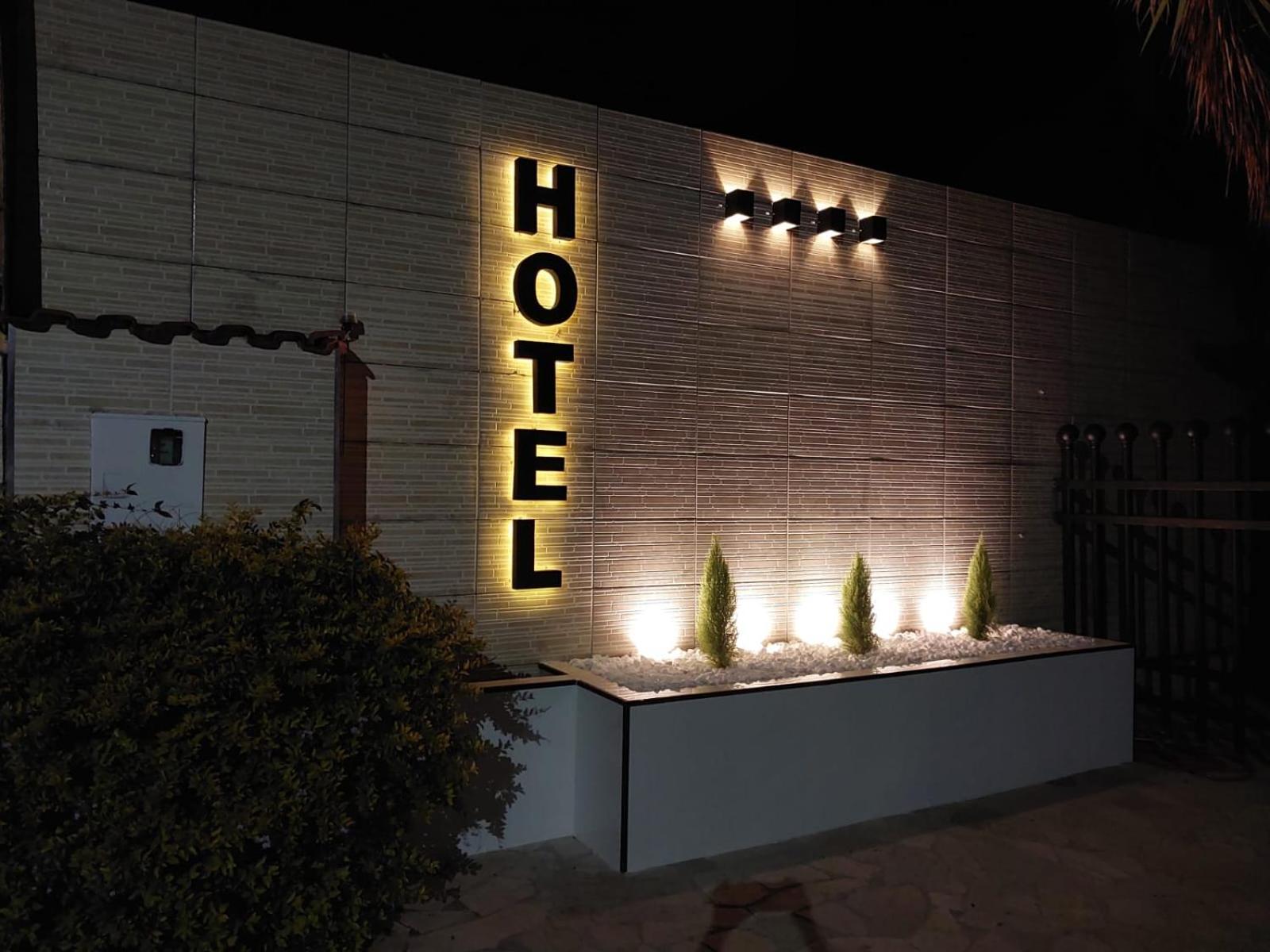 Veredas Hotel Monsenhor Paulo Exteriör bild